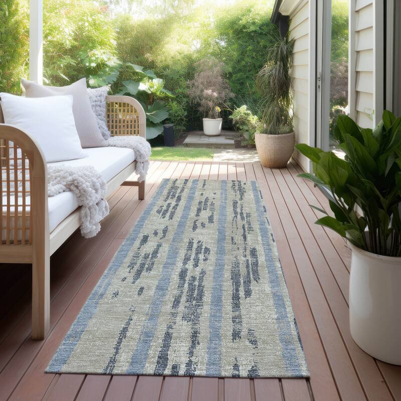 Machine Washable Indoor/ Outdoor Chantille Ombre Stripe Rug - Taupe - 2'3" x 7'6"