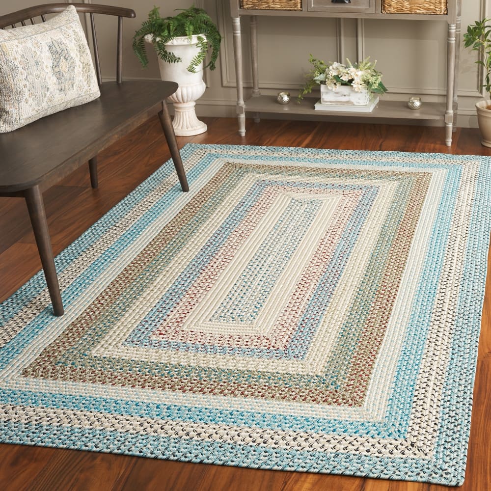 SAFAVIEH Handmade Braided Robena Machine Washable Country Rug