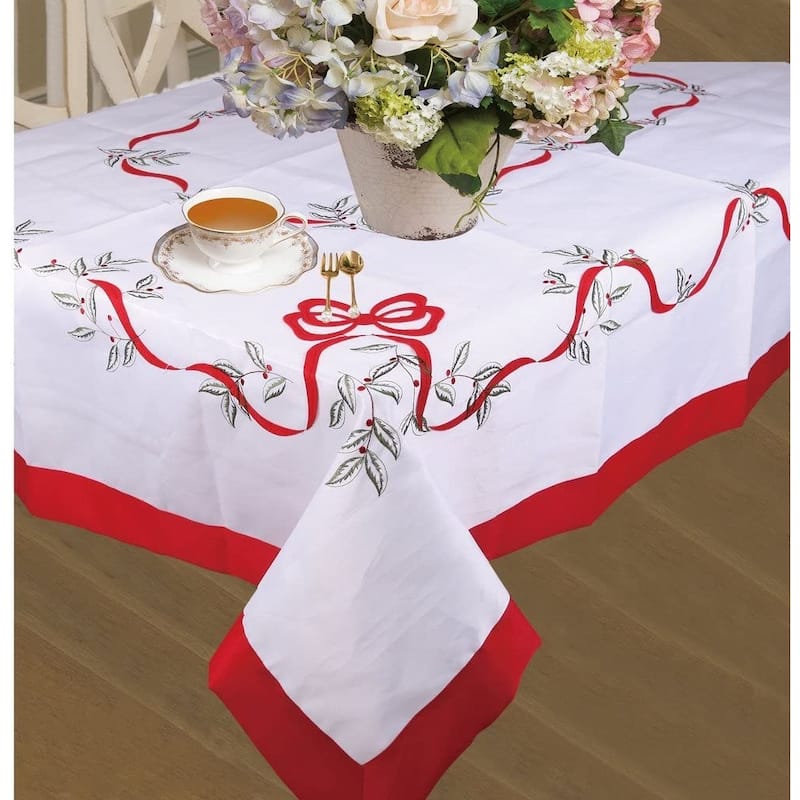 Violet Linen Christmas Holly Leaves Poinsettia Ribbon Bows Pattern