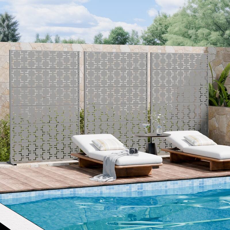 Outdoor Freestanding Metal Privacy Screen Decorative Garden Fence Set of 2