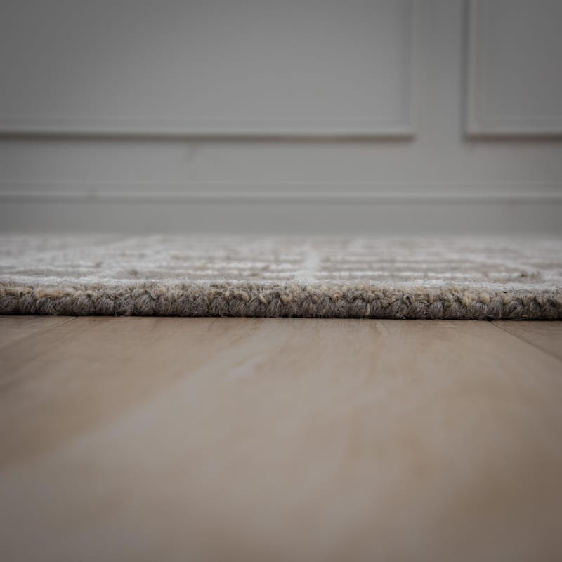 Alora Decor Lofton Geometric Contemporary Wool Rug