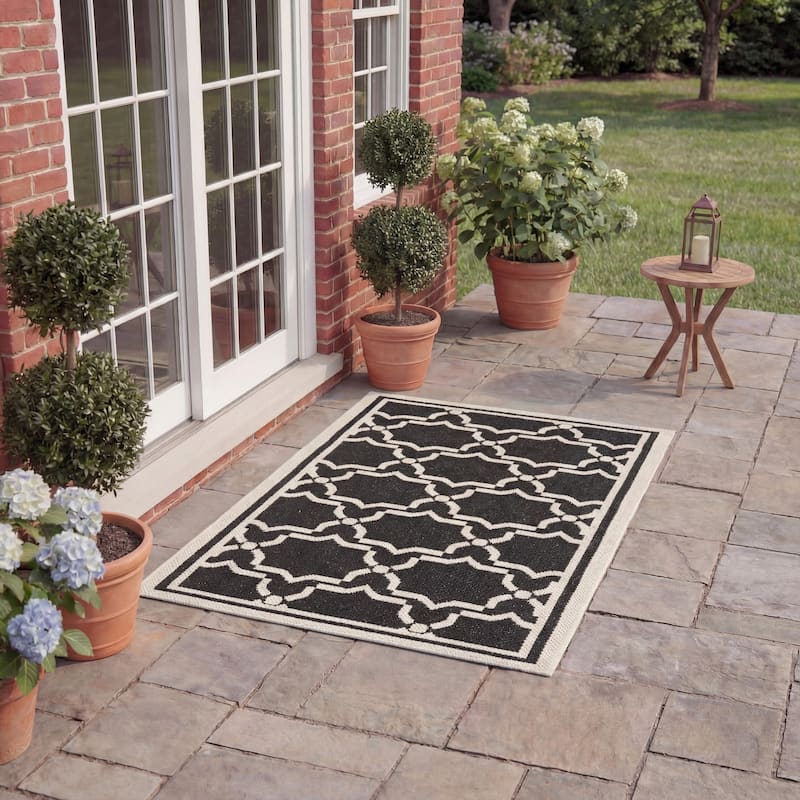 SAFAVIEH Courtyard Gulsin Indoor/ Outdoor Waterproof Patio Backyard Rug