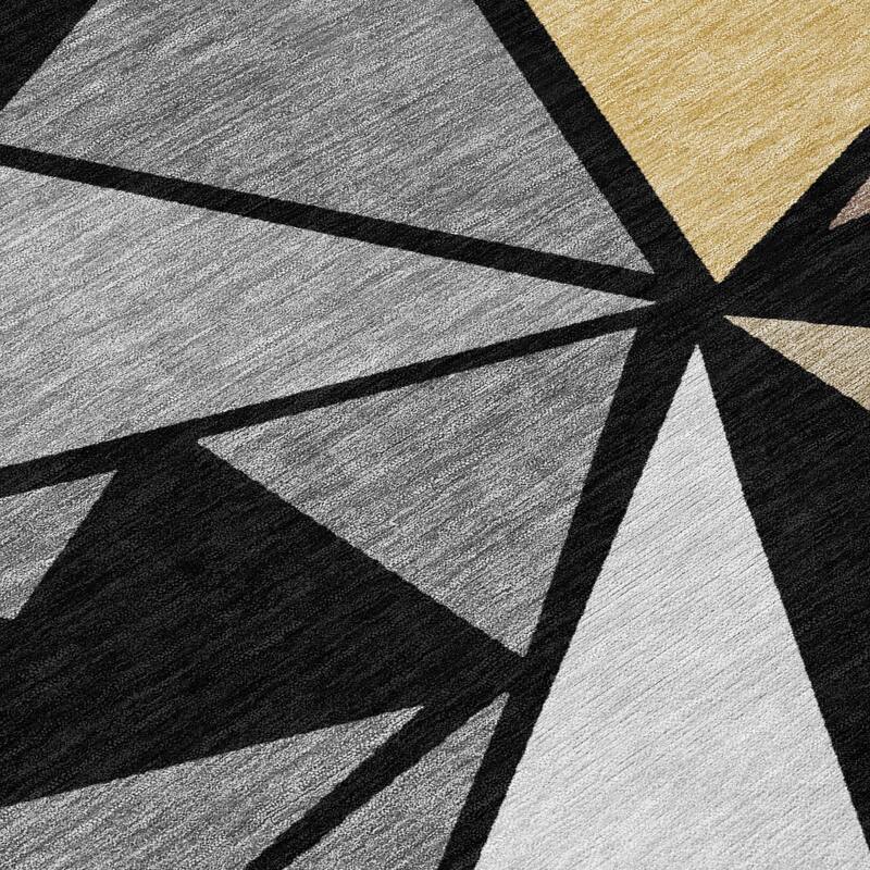 Machine Washable Indoor/ Outdoor Abstract Mosaic Chantille Rug