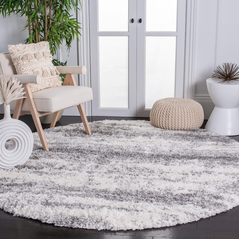 SAFAVIEH Iceland Shag Sheree Abstract 2.6-inch Thick Rug - 6'7" Round - Ivory/Grey
