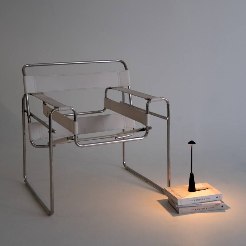 Brightech Enoki LED Classic Matte Black Modern Industrial Empire Dimmable Bedside Nightstand Desk Lamp