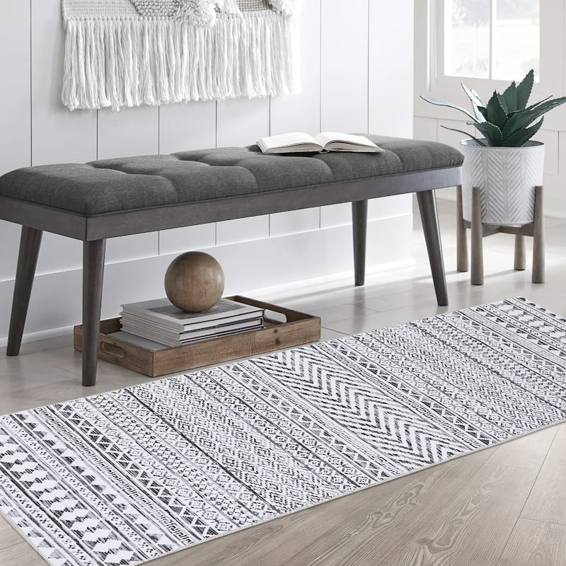 Garvee Moroccan Geometric Machine Washable Area Rug