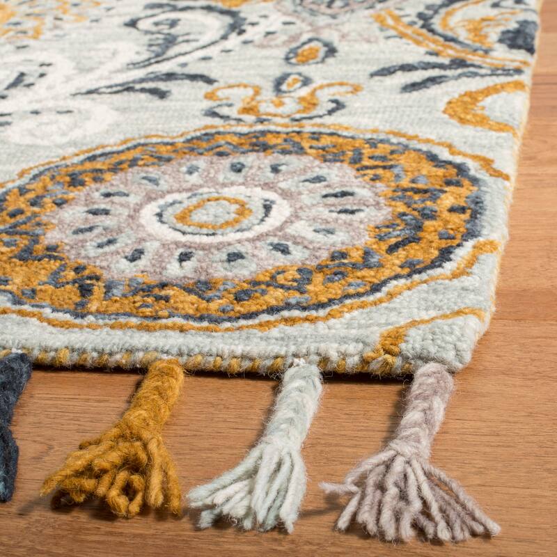 SAFAVIEH Handmade Suzani Ennie Boho Tribal Wool Rug