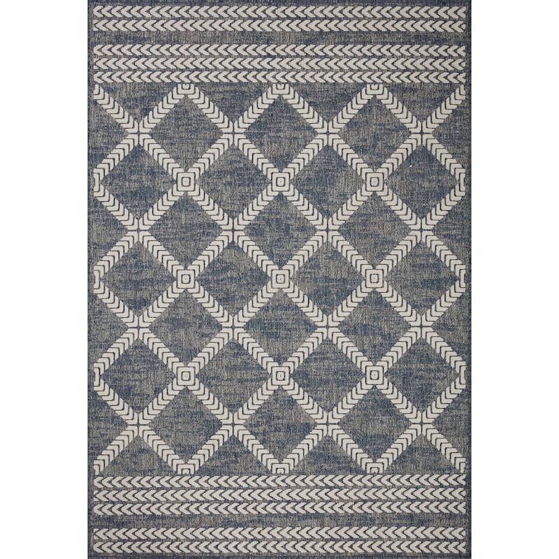 Alexander Home Renee Modern Trellis Indoor / Outdoor Rug