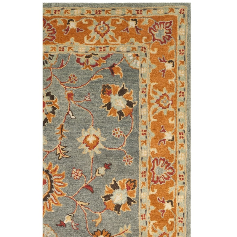 SAFAVIEH Handmade Heritage Liana Traditional Oriental Wool Rug