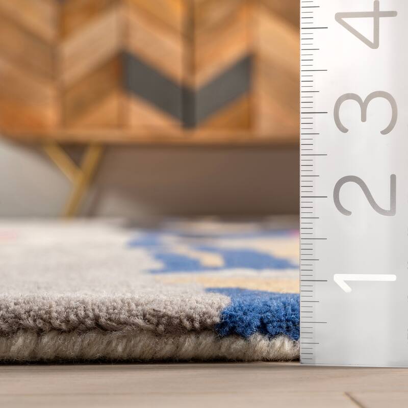 Pokhara Abstract Wool Area Rug