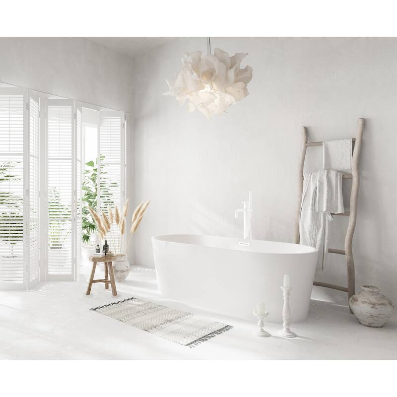 Melisande Bathtub in Glossy White