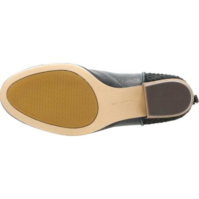 clarks spiced ruby ankle boot