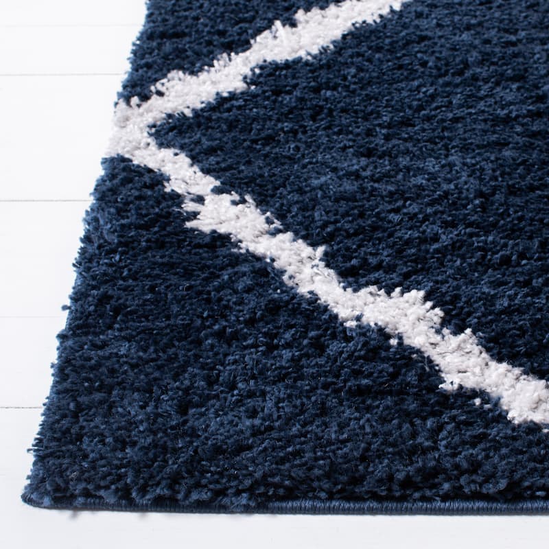 SAFAVIEH August Shag Velea Trellis 1.2-inch Thick Rug