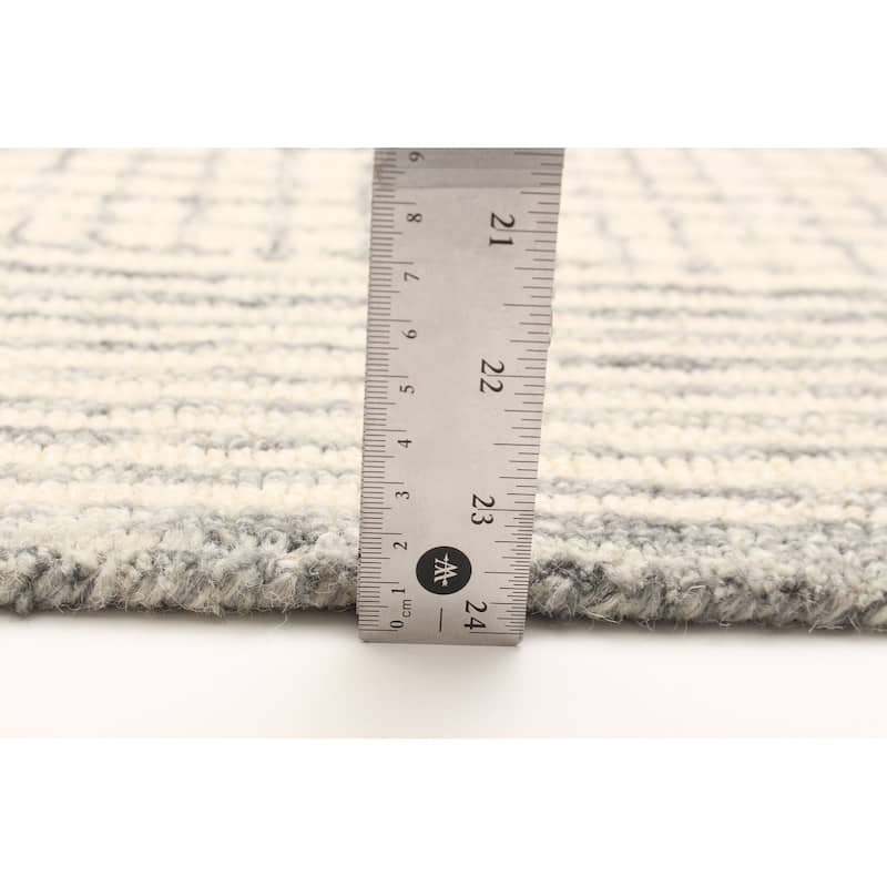 ECARPETGALLERY Hand Tufted Timeless Cream Wool Rug - 5'0 x 7'11