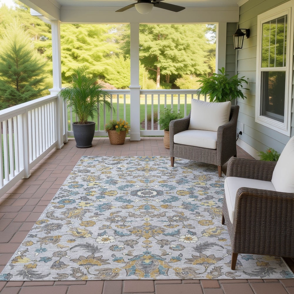 Machine Washable Indoor/ Outdoor Traditional Lanelle Chantille Rug