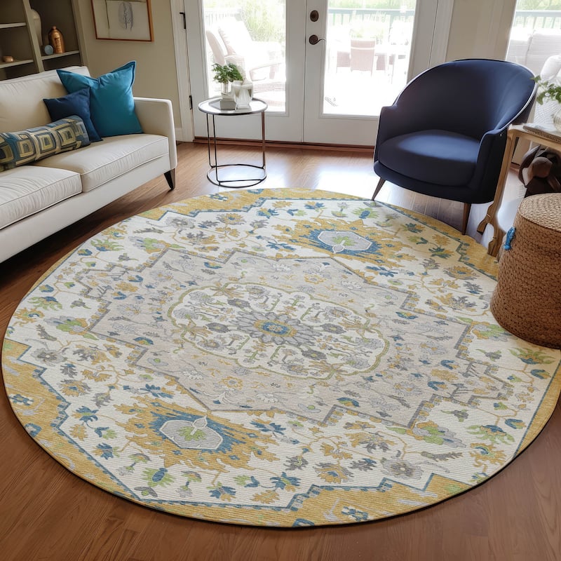 Machine Washable Indoor/ Outdoor Traditional Medallion Chantille Rug - Gold - 8' x 8'