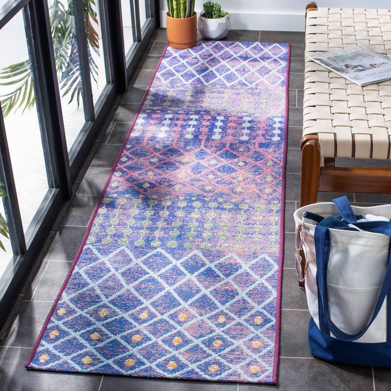 SAFAVIEH Summer Ivayla Boho Indoor/ Outdoor Waterproof Patio Backyard Rug