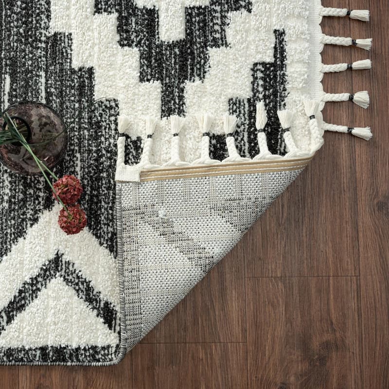 Luxe Weavers South Western Geometric Diamond Area Rug, Indoor Fringe Carpet