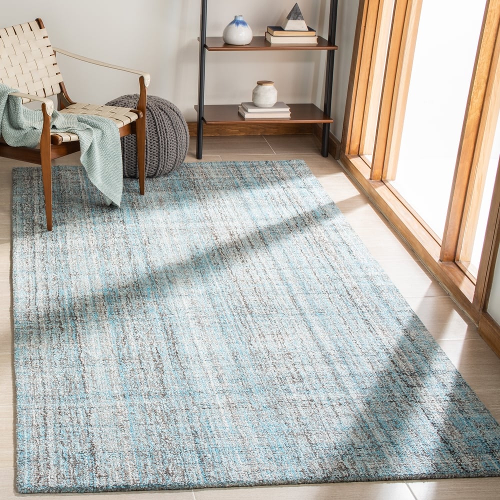SAFAVIEH Handmade Abstract Coraly Modern Viscose Rug
