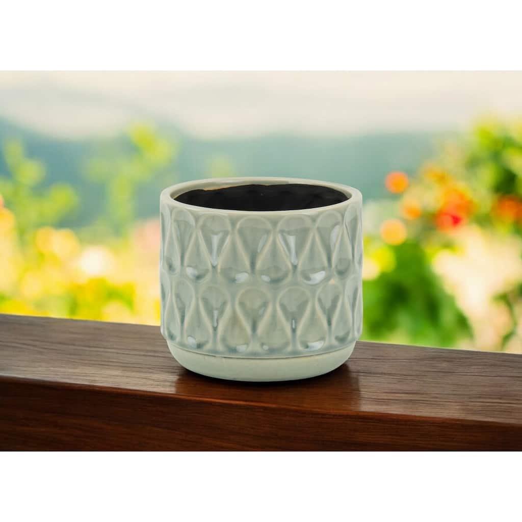 HomeRoots 7" Green Geometric Imprint Ceramic Indoor Outdoor Round Pot Planter