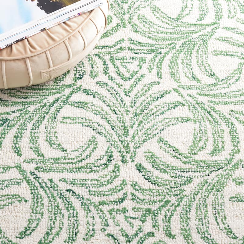Martha Stewart by SAFAVIEH Handmade Asumi Rug