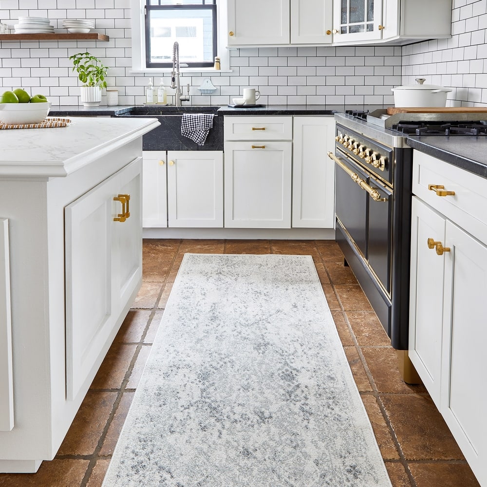 Nuloom Jacky Floral Vintage Area Rug