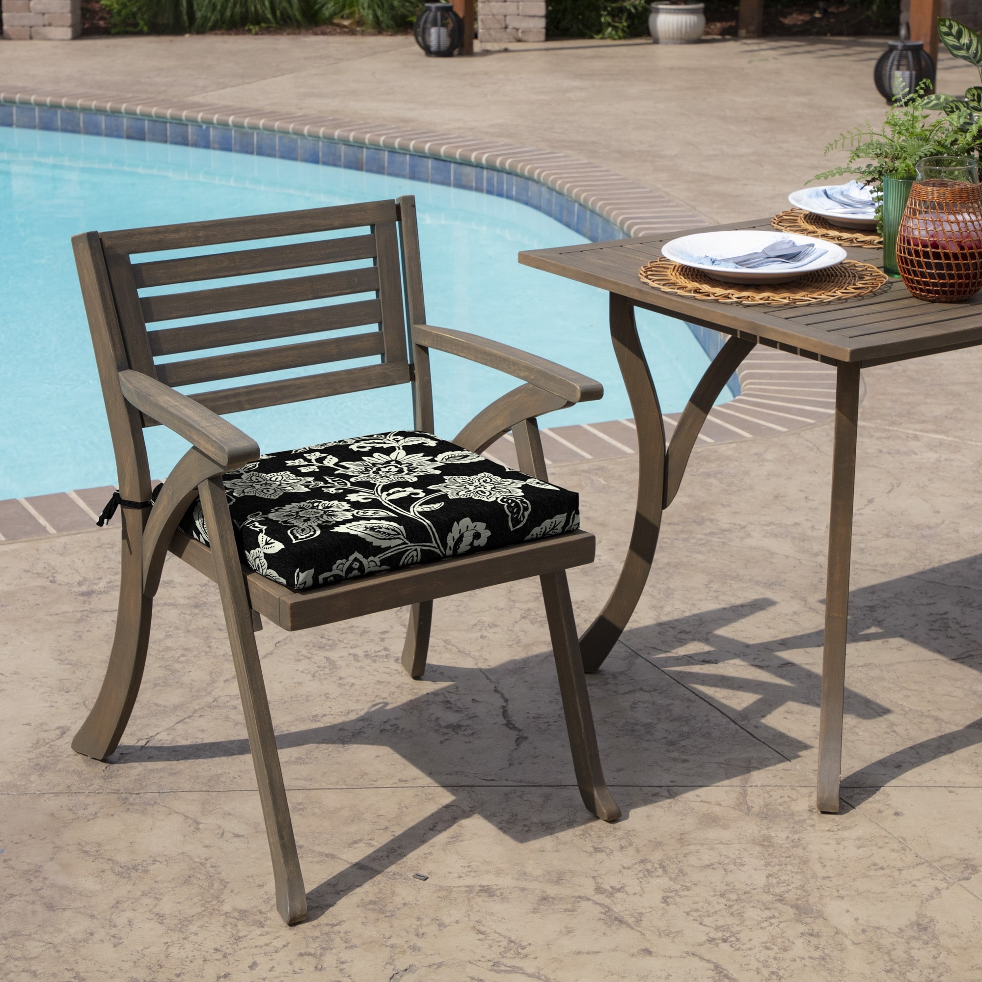 18 x 19 outdoor chair best sale cushions