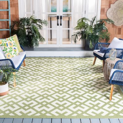 SAFAVIEH Courtyard Marita Indoor/ Outdoor Waterproof Patio Backyard Rug