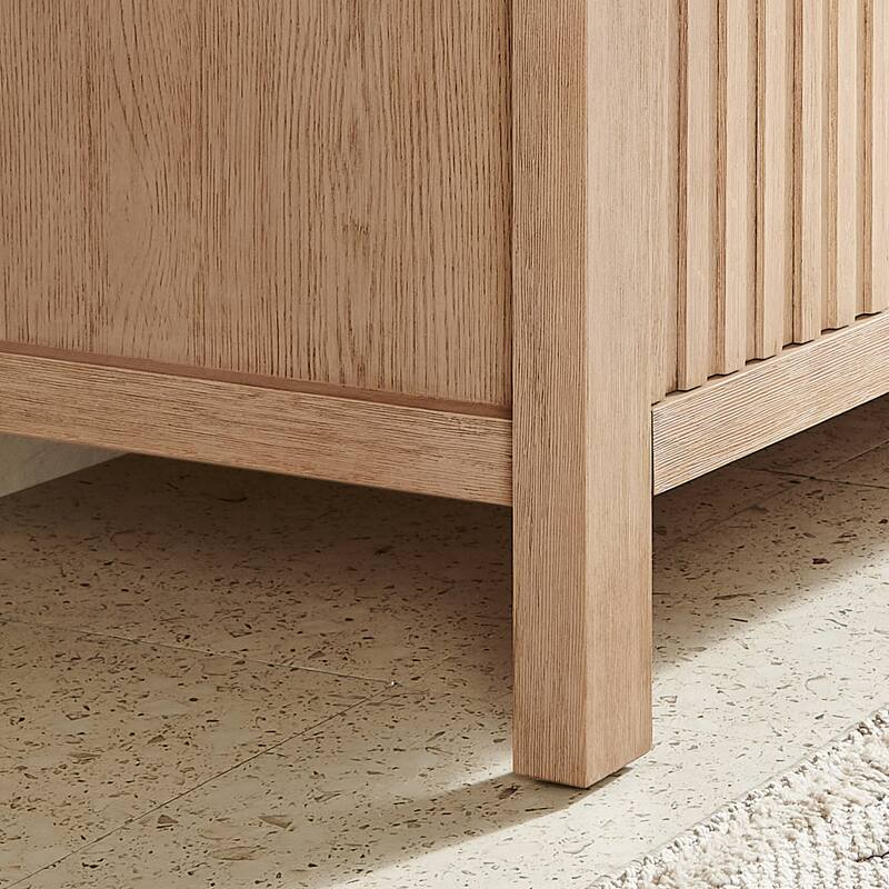 Shenzhen Solid Wood Bathroom Storage Cabinet