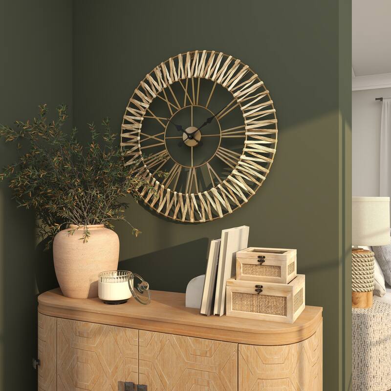 Brown Seagrass Woven Decorative Wall Clock with Gold Metal Frame