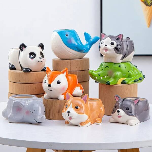 Ceramic Animal Shaped Glazed Planter Pots for Room and Garden Decor - Bed  Bath & Beyond - 40550553