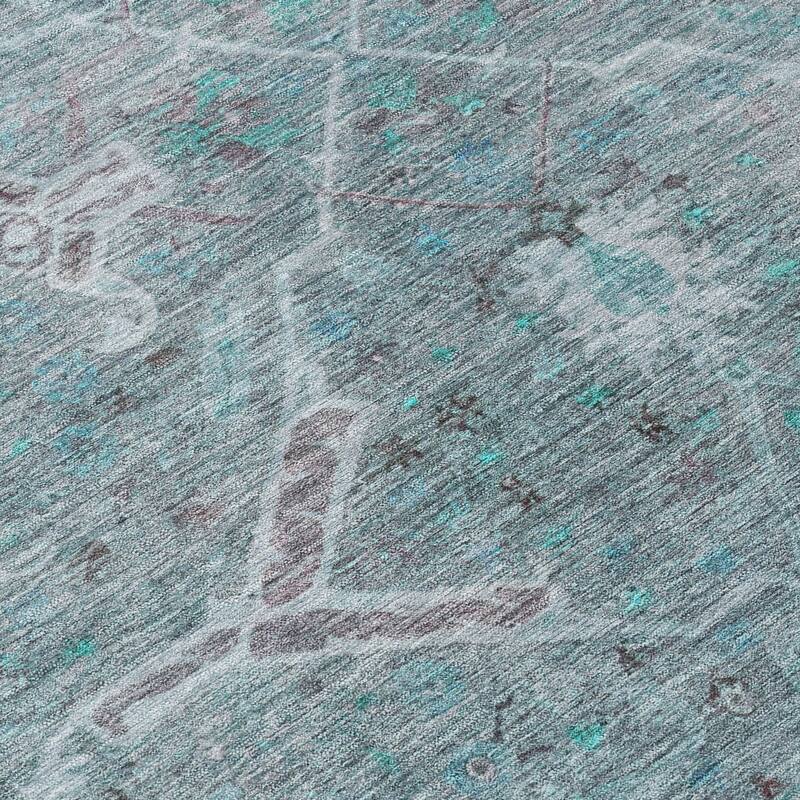 Machine Washable Indoor/ Outdoor Vintage Traditional Chantille Rug