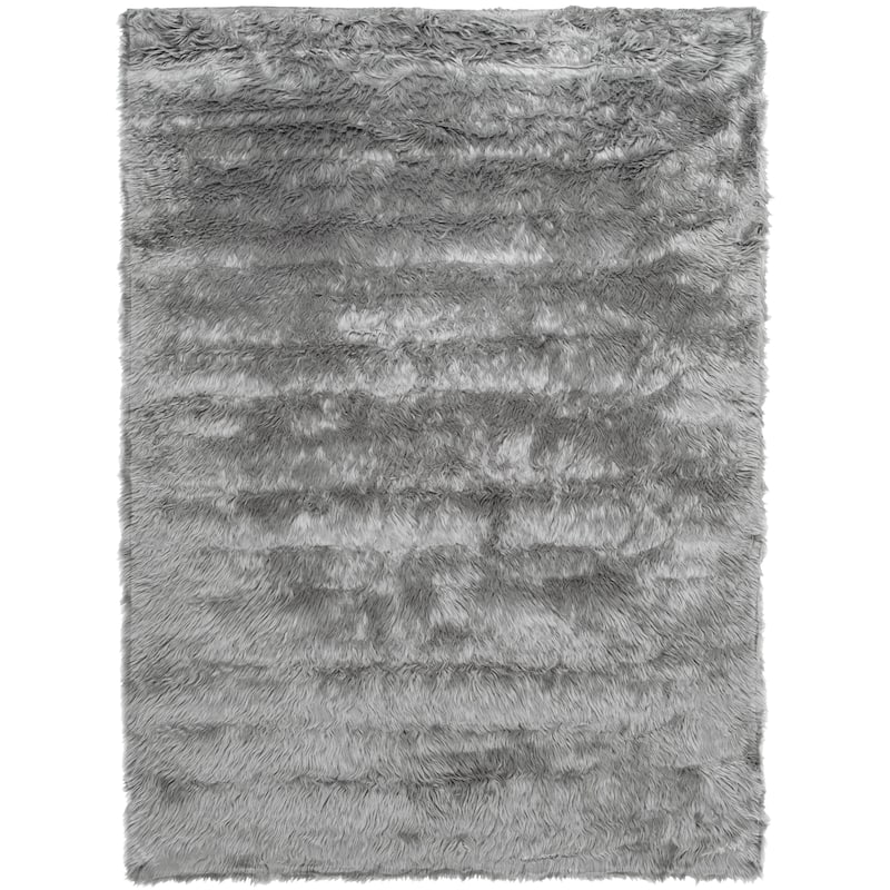 SAFAVIEH Faux Sheep Skin Alexandria 2.4-inch Thick Rug
