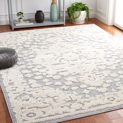 SAFAVIEH Lucia Shag Vladena Plush Rug - 6'7" x 9'