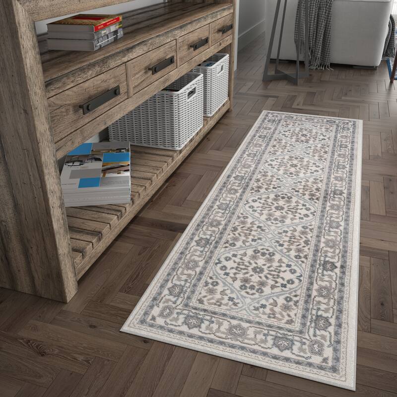 Carrington Traditional Oriental Indoor Area Rug