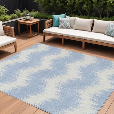 HomeRoots Chevron Transitional Rectangle Outdoor Rug