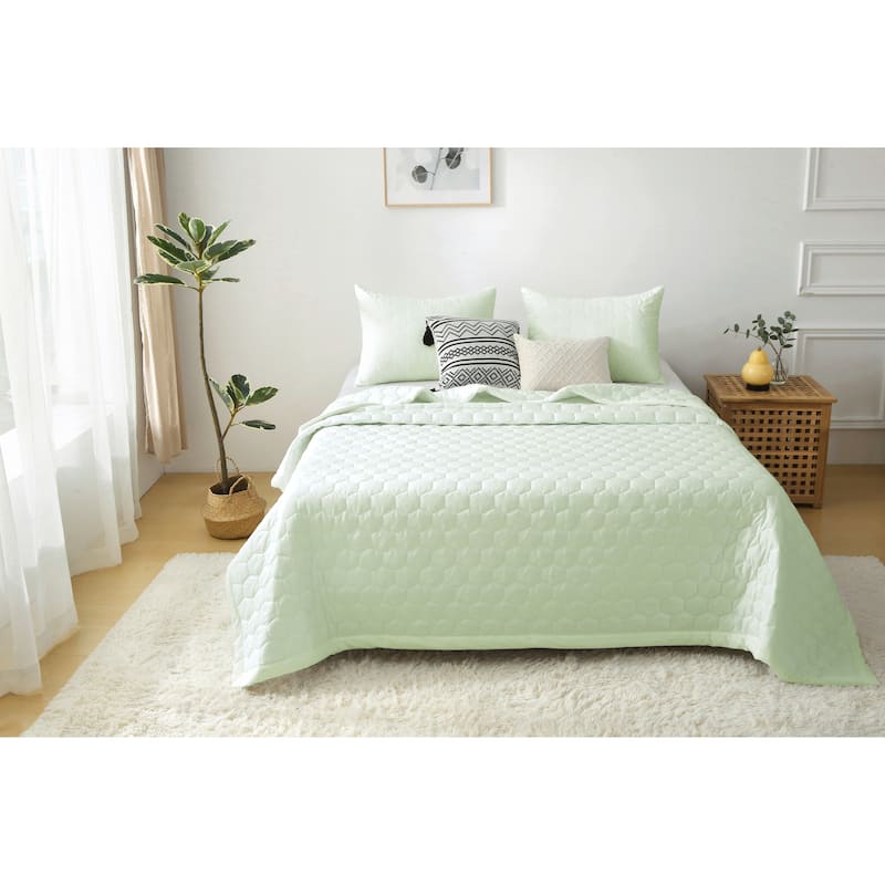 Better Style Home Microfiber Honeycomb Quilt Sets - Dewkist - Twin
