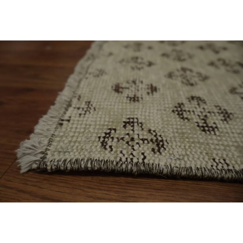 Hand Knotted Oriental 100% Wool Carpet Transitional Floral Beige & Ivories Anatolian Area Rug - 9' 3'' X 5' 10''