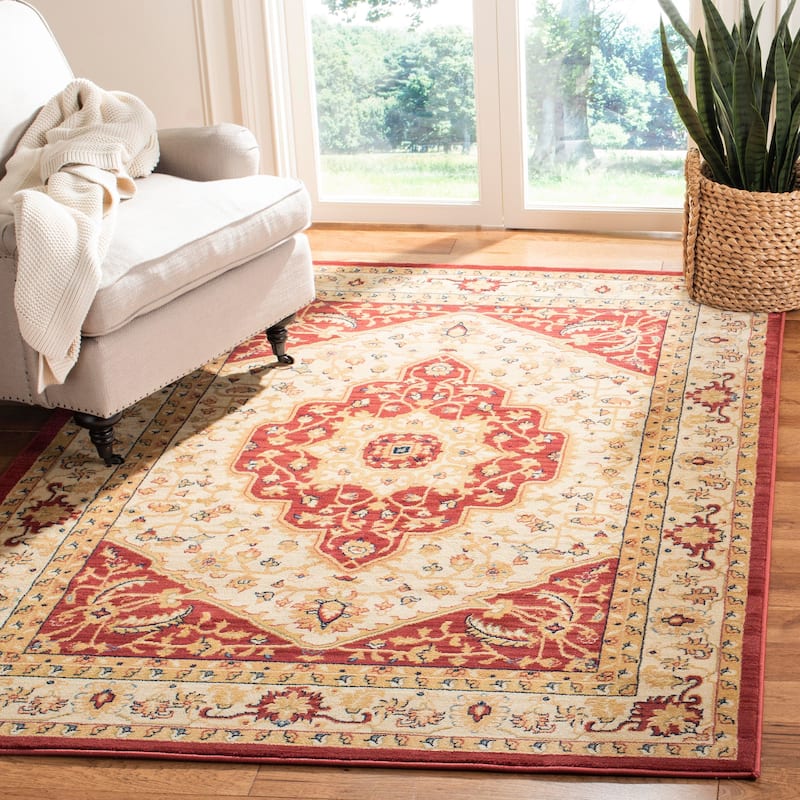 SAFAVIEH Austin Adelisa Traditional Oriental Rug - 5'3" x 7'6" - Creme/Red