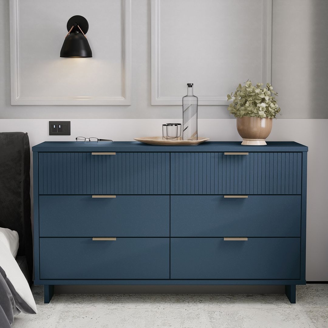 Manhattan shop comfort dresser