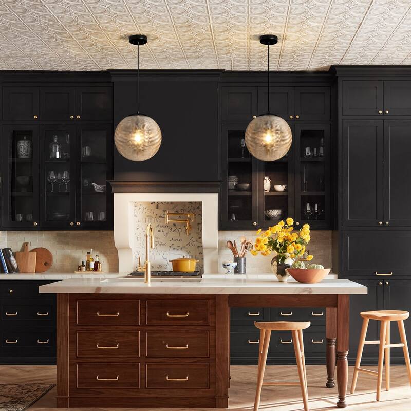 1-Light Modern Indoor Matte Black Finish Kitchen Island Pendant Lights with Globe Diamond Textured Grey/Clear Glass Shade