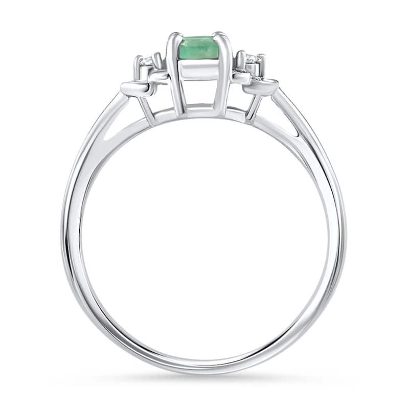 1/2Ct Oval Emerald & Lab Grown Diamond Ring White Gold