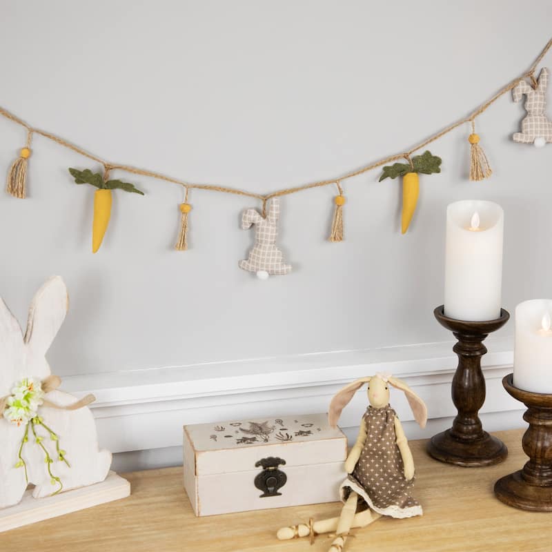 Plush Rabbit and Carrot Twine Easter Garland -3.5'