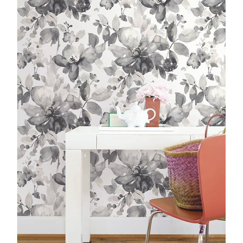 Seabrook Designs Watercolor Garden Prepasted Wallpaper