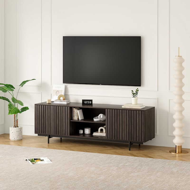 Mid Century Modern TV Stand for TVs Up to 75", Farmhouse Fluted TV Stand, Retro Wood TV Stand with Storage and Shelf