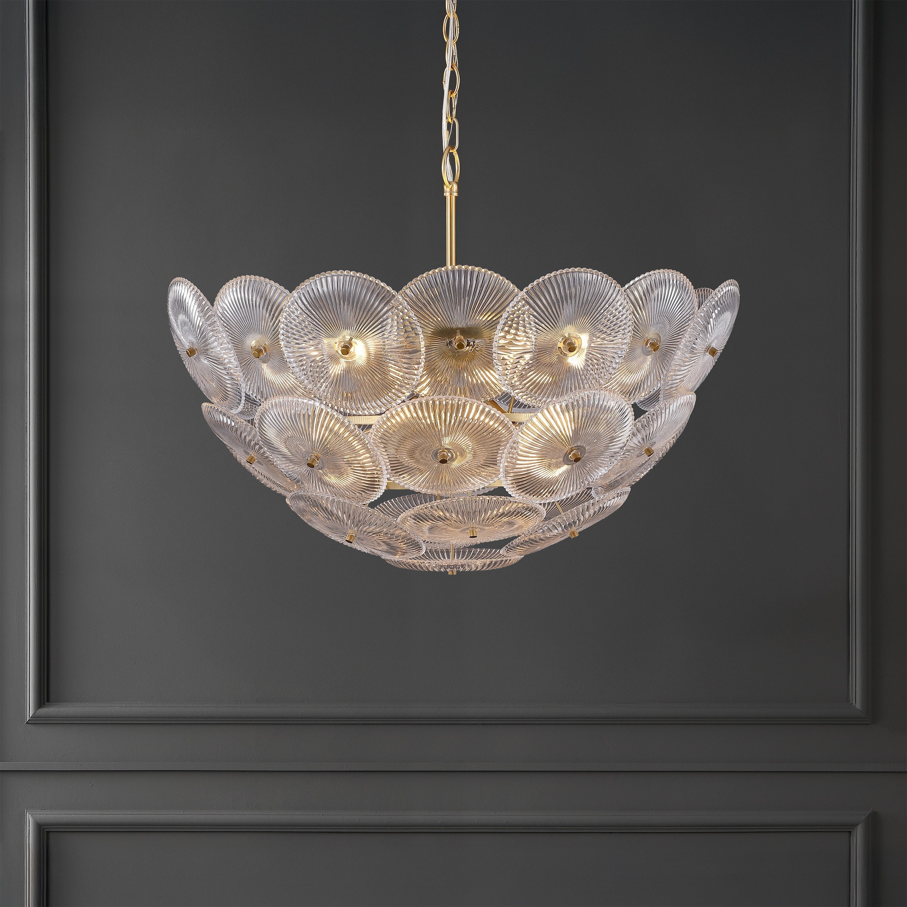 SAFAVIEH Couture Lighting Alberta Glass and Metal Chandelier, 9-Light Modern Ceiling Fixture for Dining Room and Entryway