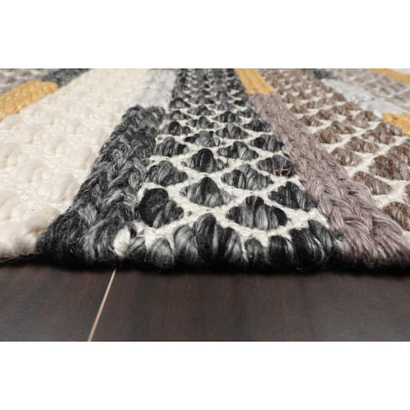 Hand Made Ivory Polyester  Modern & Contemporary Oriental Area Rug - 2' x 3'