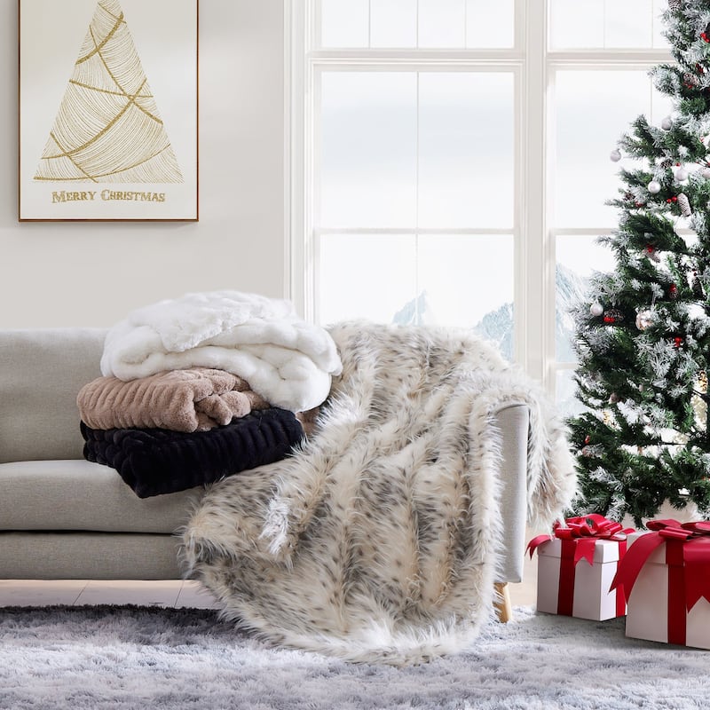 HiEnd Accents Ruched Rabbit Double-Sided Oversized Soft Cozy Plush Throw Blanket