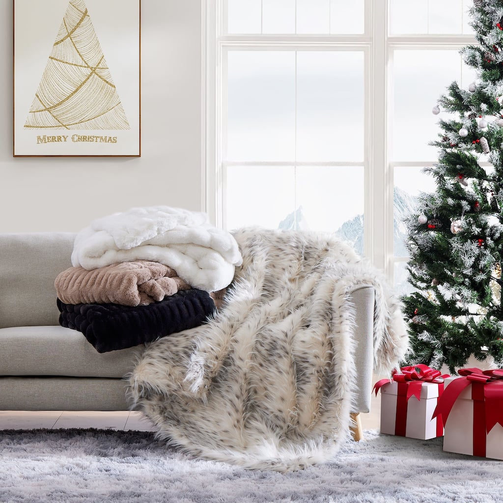 HiEnd Accents Ruched Rabbit Double-Sided Oversized Soft Cozy Plush Throw Blanket