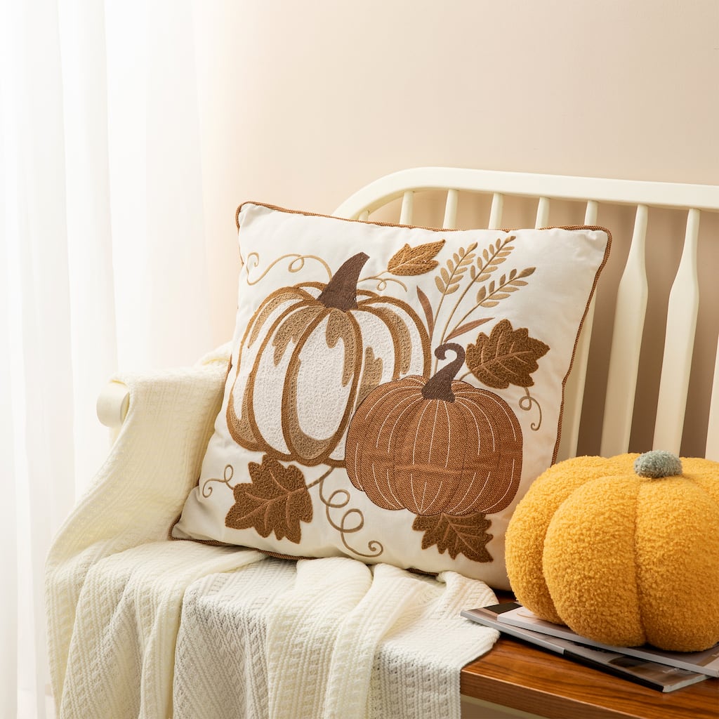 Glitzhome Farmhouse Thanksgiving Harvest Pumpkins Embroidered Pillow Cover
